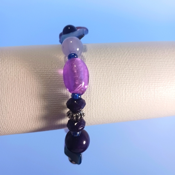 Blue and Purple Beads and Shell Bracelet - Picture 3 of 3